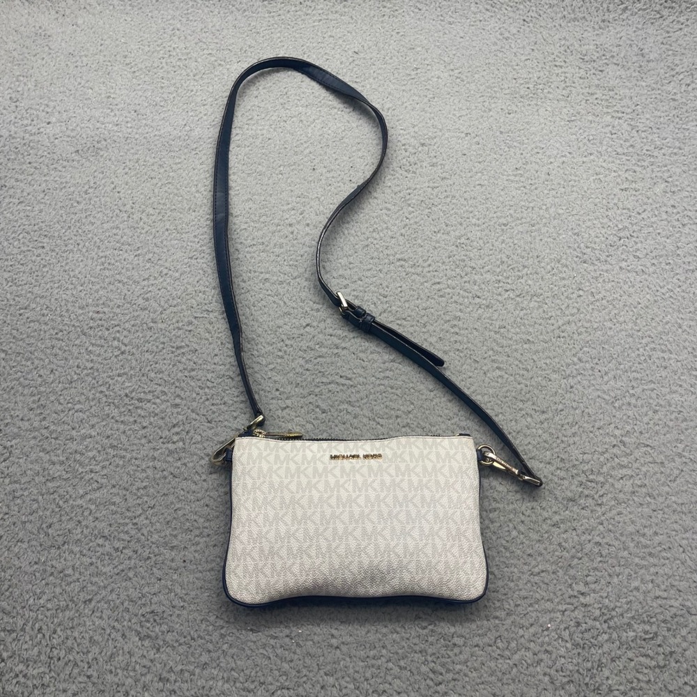 Michael Kors 35F1GTTC6B 407 Jet Set Travel Medium Zip Pouchette Crossbody Bag